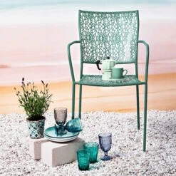 Butlers 7 Butlers -Butlers butlers gartenstuhl stapelbar nancy in salbei 1