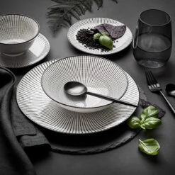 Schale Eckig 50ml DIM SUM In Schwarz-Weiß 16 Schale Eckig 50ml DIM SUM In Schwarz-Weiß -Butlers butlers schale eckig 50ml dim sum in schwarz weiss 6